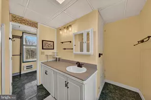 945 Main St, Bethlehem, PA 18018 - Photo 39