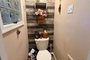 124 Kichline Ave, Hellertown, PA 18055 - Photo 13