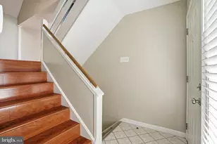 2807 Westgate Dr, Easton, PA 18040 - Photo 7