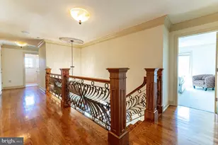 49 Crest Blvd, Easton, PA 18045 - Photo 41