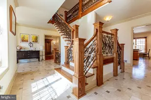 49 Crest Blvd, Easton, PA 18045 - Photo 7