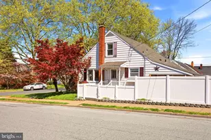 1704 Lincoln St, Bethlehem, PA 18017 - Photo 3