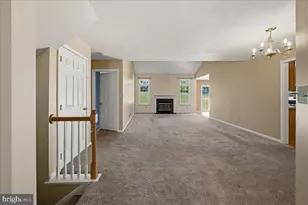 1314 Lindenwood Ln, Easton, PA 18040 - Photo 9