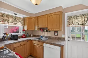 1716 Carlisle St, Bethlehem, PA 18017 - Photo 17