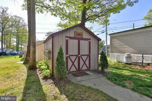 372 Black Oak Ln, Bath, PA 18014 - Photo 5