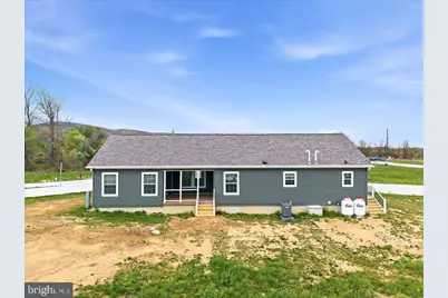 1318 Aylesbury Road, Walnutport, PA 18088 - Photo 3