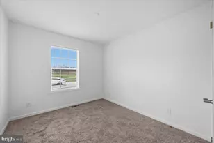 1318 Aylesbury Rd, Walnutport, PA 18088 - Photo 19