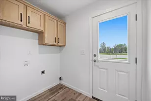 1318 Aylesbury Rd, Walnutport, PA 18088 - Photo 21