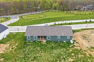 3987 Hastings Rd, Walnutport, PA 18088 - Photo 3