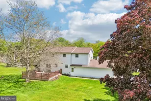574 Carol Ln, Bath, PA 18014 - Photo 49