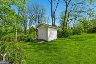 1975 Mountain Hill Ln, Hellertown, PA 18055 - Photo 27