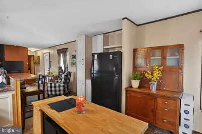 39 Country Club Rd W, Allen Township, PA 18067 - Photo 5