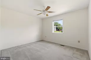 220 Melissa Dr, Easton, PA 18045 - Photo 29