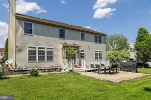 1390 Lorton Dr, Easton, PA 18040 - Photo 7