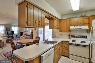 102 Drift Ct, Bethlehem Township, PA 18020 - Photo 9