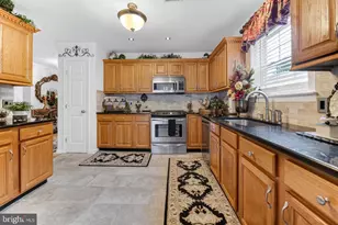 2720 Hickory Dr, Easton, PA 18040 - Photo 11