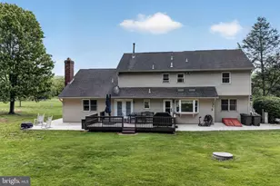 1625 Rosalie Dr, Hellertown, PA 18055 - Photo 17