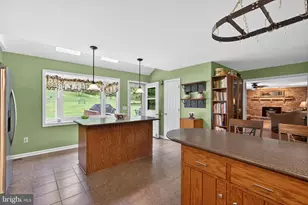 1625 Rosalie Dr, Hellertown, PA 18055 - Photo 61