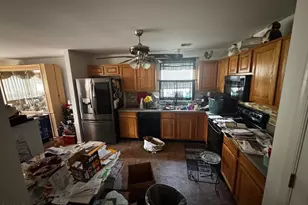 2585 Hickory Dr, Easton, PA 18040 - Photo 11