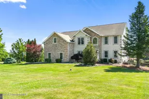562 Country Club Rd, Easton, PA 18045 - Photo 49
