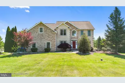 562 Country Club Road, Easton, PA 18045 - Photo 1
