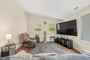 1040 Riverview Dr, Walnutport, PA 18088 - Photo 33