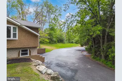 1040 Riverview Drive, Walnutport, PA 18088 - Photo 13