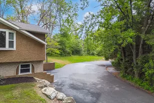 1040 Riverview Dr, Walnutport, PA 18088 - Photo 13