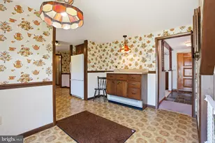 945 Williams Ave, Walnutport, PA 18088 - Photo 17
