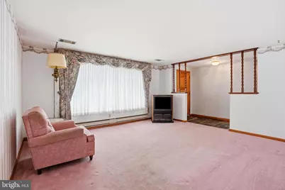 945 Williams Avenue, Walnutport, PA 18088 - Photo 11