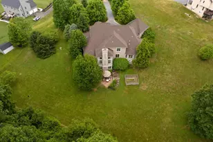 2690 Imperial Crest Ln, Hellertown, PA 18055 - Photo 75