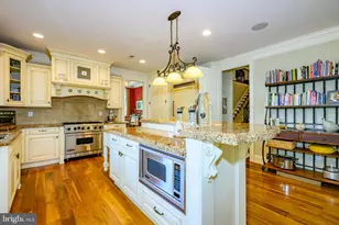 2690 Imperial Crest Ln, Hellertown, PA 18055 - Photo 9