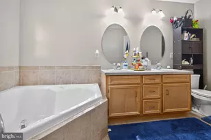 142 Willow Dr, Easton, PA 18045 - Photo 15