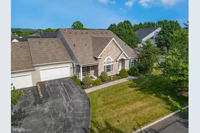 1861 Felicity Lane, Hellertown, PA 18055 - Photo 3