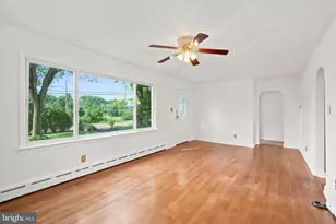 4339 Freemansburg Ave, Bethlehem, PA 18020 - Photo 3