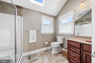 4568 Greenfield Rd, Bethlehem, PA 18017 - Photo 25