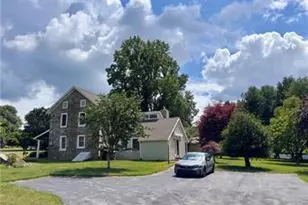 3590 Drifting Dr, Hellertown, PA 18055 - Photo 5