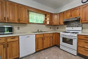 2529 Ringhoffer Rd, Hellertown, PA 18055 - Photo 7