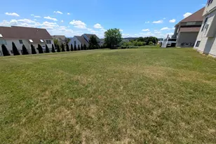 250 Danbury Dr, Nazareth, PA 18064 - Photo 31