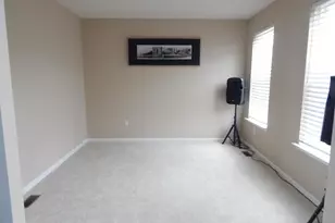 250 Danbury Dr, Nazareth, PA 18064 - Photo 5
