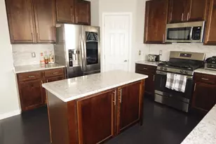 250 Danbury Dr, Nazareth, PA 18064 - Photo 13