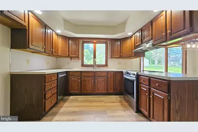 2810 County Line Road, Lower Saucon Township, PA 18077 - Photo 9