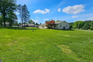 2810 County Line Rd, Lower Saucon Township, PA 18077 - Photo 25
