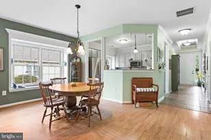 46 Glenmoor Cir N, Easton, PA 18045 - Photo 11