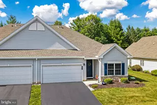 46 Glenmoor Cir N, Easton, PA 18045 - Photo 33