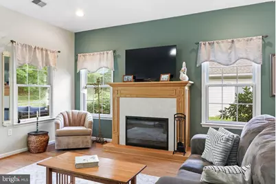 46 Glenmoor Cir N, Easton, PA 18045 - Photo 7