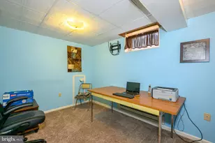 410 E Mayfield Cir, Bethlehem, PA 18020 - Photo 23