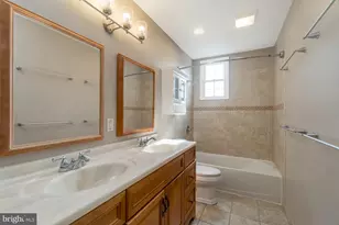 1105 Brentwood Ave, Bethlehem, PA 18017 - Photo 37