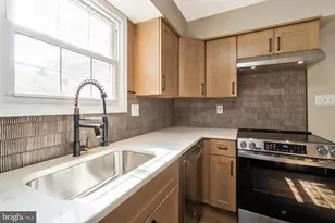 1105 Brentwood Ave, Bethlehem, PA 18017 - Photo 19