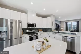 2396 Emanuel Ct, Easton, PA 18045 - Photo 15